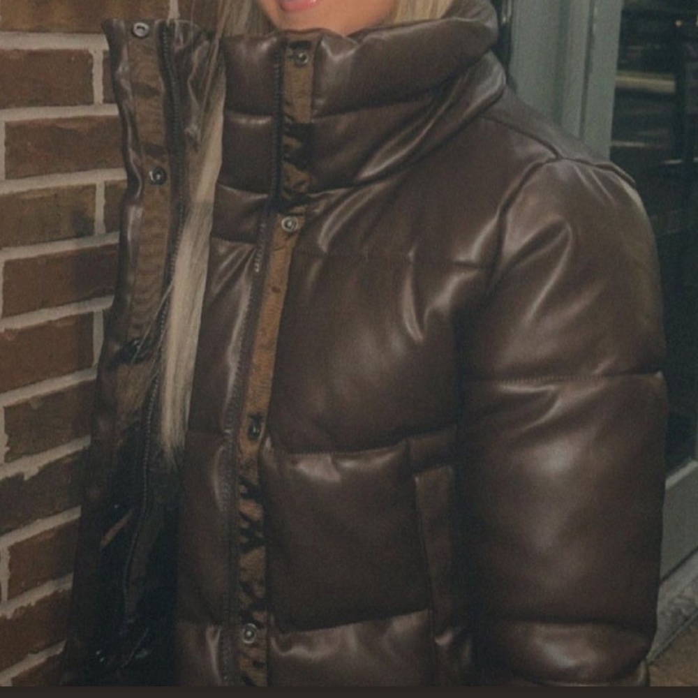 brown puffer